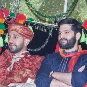 Meet your Posher, Khawaja